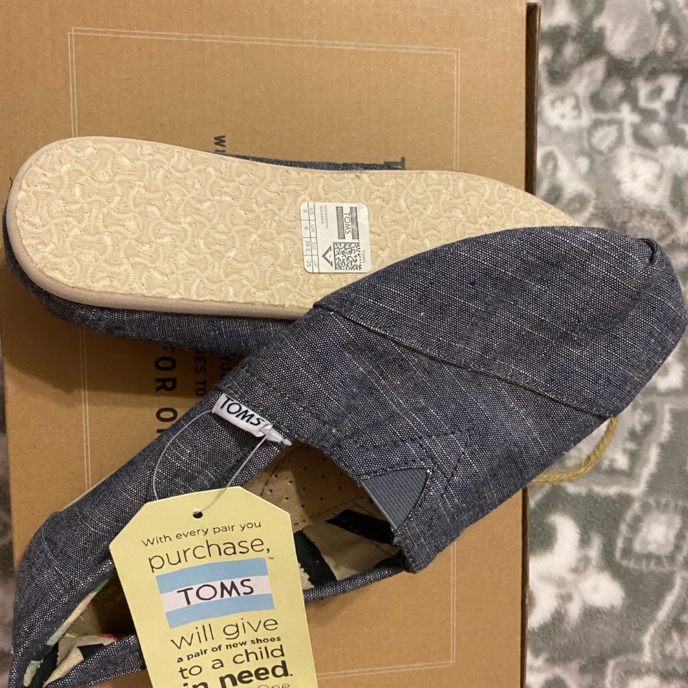 TOMS